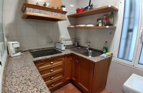 San Gil Apartment | Apartment 'Becquer 21' with Wi-Fi and Air Conditioning