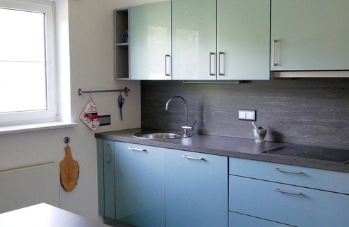 Aichstetten House | Discover Apartment BeeHappy: Ocean View & Family-Friendly