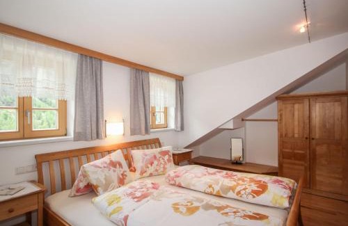 Zwieselstein Apartment | Discover Apartment Beim Holzschnitzer-1: Family-Friendly Retreat