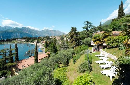 Val di Sogno Apartment | Oceanfront Apartment Belvedere-1: Family-Friendly Escape