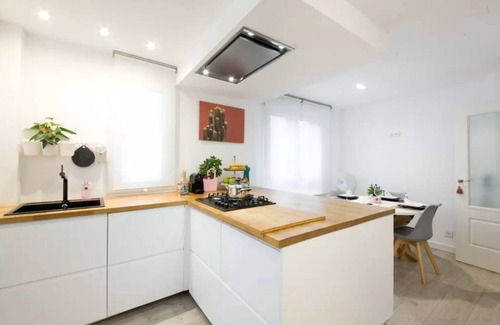 San Sebastian Apartment | Premier Apartment Bera Bera in San Sebastian with Spa