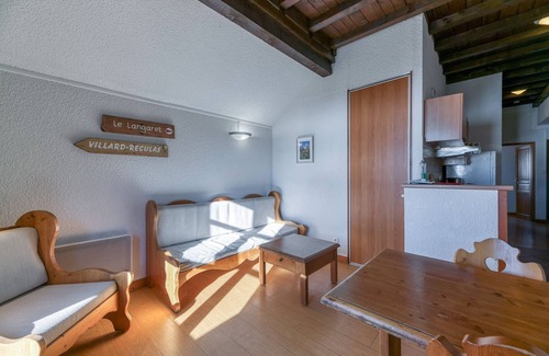 Villard-Reculas Apartment | Apartment 'Bercail 4 Charmant Appt Alpe D'Huez' with Mountain View and Balcony
