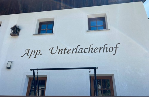 San Giacomo Apartment | Apartment 'Bergkristall 2' with Mountain View, Shared Garden and Wi-Fi