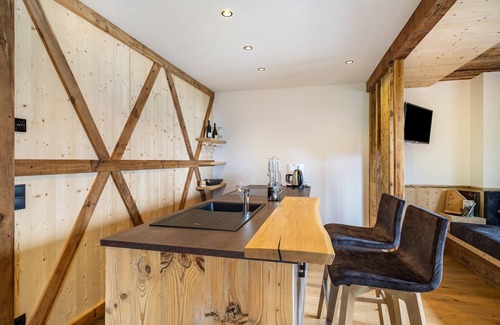 Naturno Apartment | Cozy Apartment "Bergsteiger - Patleidhof" with Mountain Views
