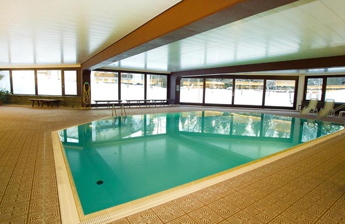 Seefeld in Tirol Apartment | Cozy Apartment Birkenwald-1 with Private Pool & Pet Friendly