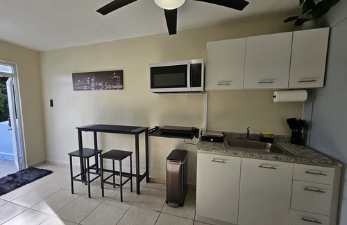 Puerto Nuevo Apartment | Modern Apartment Black & White with Jacuzzi on Terrace