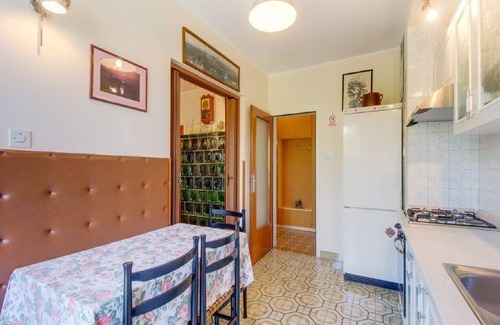 Cove Murtar Apartment | Stylish Apartment Blamax: Pet Friendly with Breakfast Included