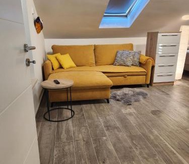 Ilovik Apartment | Oceanfront Apartment Blue - Perfect Beachside Getaway
