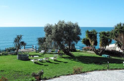 Imperia Apartment | Family-Friendly Apartment Blue - SLR352 with Perfect Rating