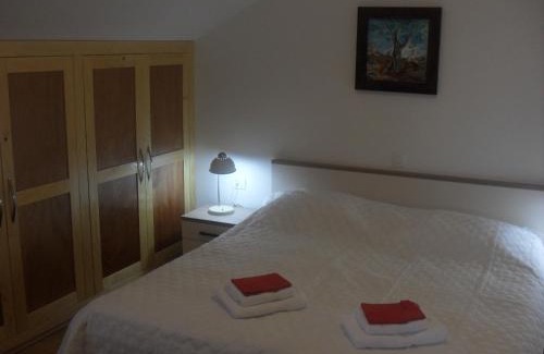 Kuciste Apartment | Top-Rated Apartment Bogoje: Pet & Child Friendly Getaway