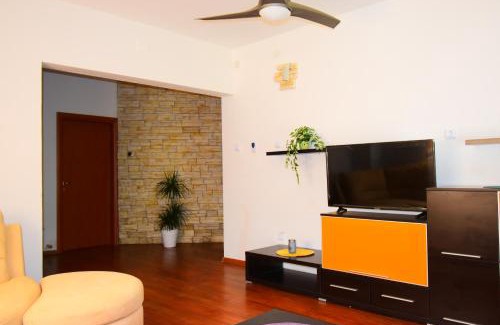 Rukavac Apartment | Pet-Friendly Apartment BONO: Guest Rated 9.8/10