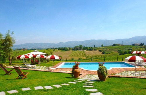 Cerreto Guidi Apartment | Discover Apartment Borgo Fontana-4: 10/10 Guest Rated Stay