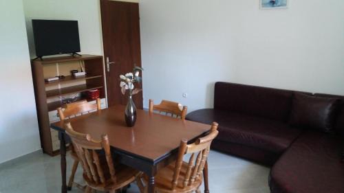 Orebic Apartment | Top-Rated Oceanfront Escape at Apartment Bozovic