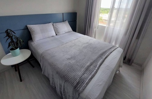 Afonso Pena Apartment | Apartment Near São José dos Pinhais Airport accommodates up to 6 people