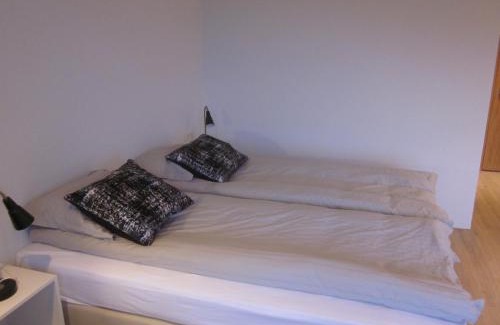 Stafafell Apartment | Explore Apartment Brekka í Lóni - Family-Friendly Retreat