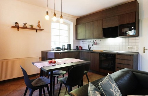 Gross Schwansee Apartment | Top-Rated Apartment Bremen with Oceanfront Views