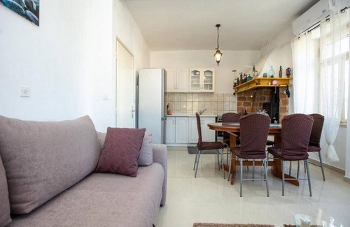 Brbinj Apartment | Discover Cozy Apartment Brunac with Family-Friendly Amenities