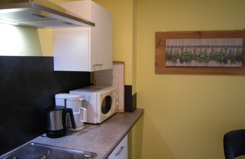 Dipperz Apartment | Apartment 'Bungalow 47 basement' with Private Terrace and free Wi-Fi