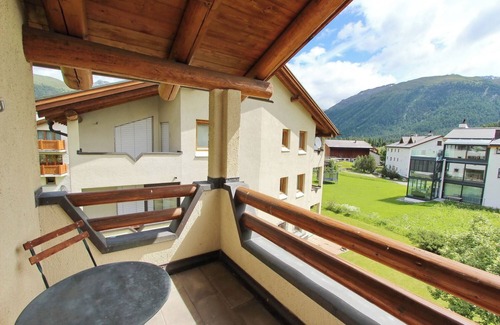 Celerina-Schlarigna Apartment | Apartment Cign OG 2 - Cozy 3.5-Room Apartment on the Edge of Celerina