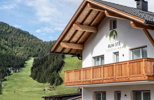Mareo Apartment | Guest Rated 10/10: Apartment Cater Residence Bun Ste