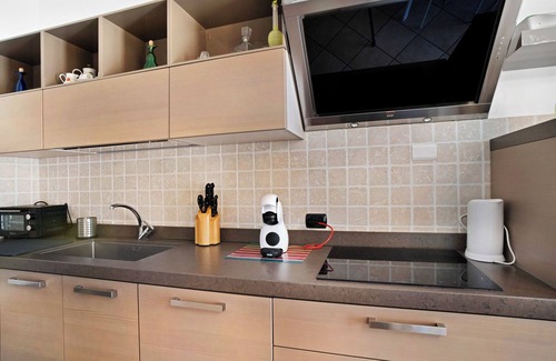 Taggia Apartment | Relaxing Apartment 'Ca' Du Barba' with Garden & Wi-Fi