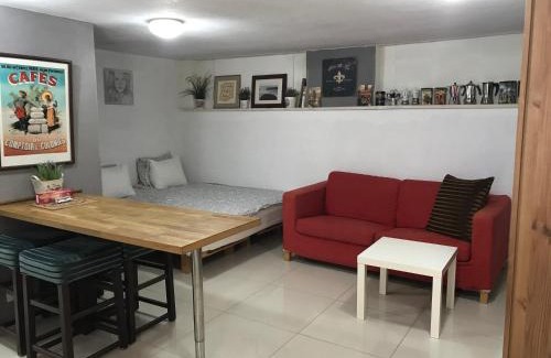 Caesarea Apartment | Oceanfront Bliss at Apartment Caesarea 38 - Rated 9.5/10