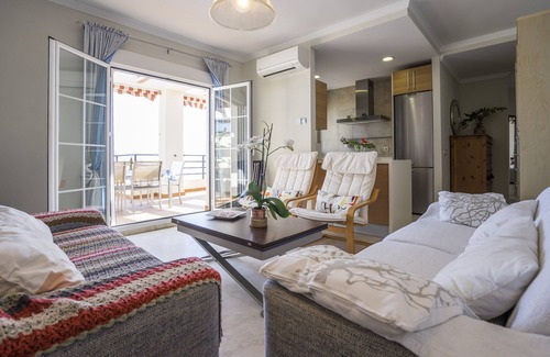 Caleta de Velez Apartment | Oceanfront Apartment Caleta de Vélez with Top Amenities