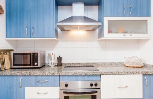 Torre de Benagalbon Apartment | Family-Friendly Apartment Calle Sotavento with Pool Access