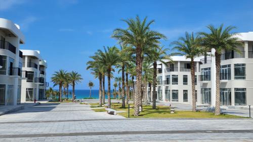 Cam Ranh Apartment | Oceanfront Apartment Cam Ranh with Pool & Private Beach