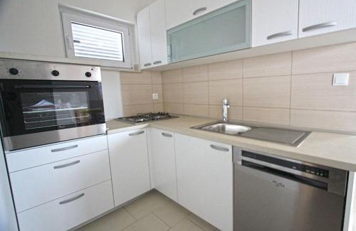 Cesarica Apartment | Oceanfront Apartment Camelia with Pool & Amazing Views