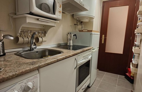Canfranc Apartment | Cozy Apartment Canfranc: Ideal for Families with Spa Access