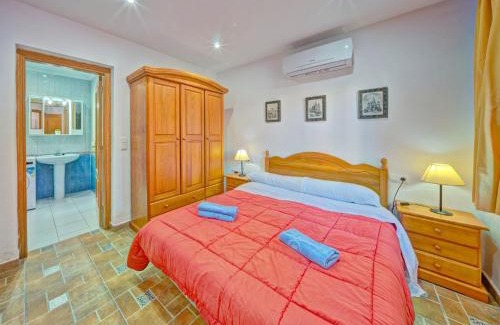 La Canuta Apartment | Pet-Friendly Apartment Canuta Baja 7 with Ocean Views