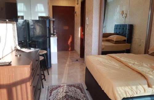 Menteng Apartment | Cozy Studio Room at Apartment Capitol Park Salemba