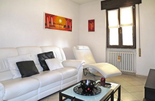San Pietro Sovera Apartment | Pet-Friendly Apartment Carla-1: A Family Retreat Awaits!