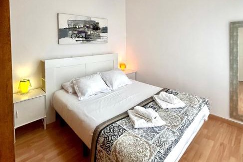 Navas Apartment | Pet-Friendly Apartment Carrer d'Olesa with High Guest Ratings