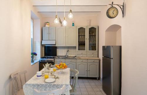 Pietrabruna Apartment | Family-Friendly Apartment Caruggiu - Rated 8/10 by Guests