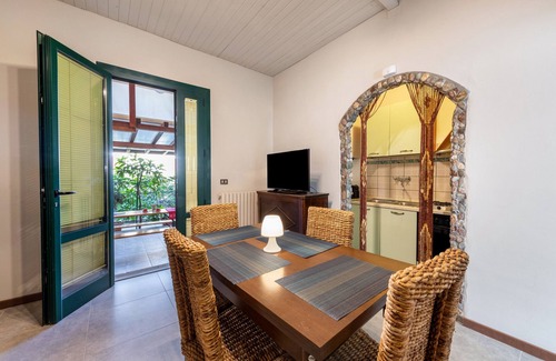 Pieve Vecchia Apartment | Apartment 'Casa Di Anita' with Shared Terrace