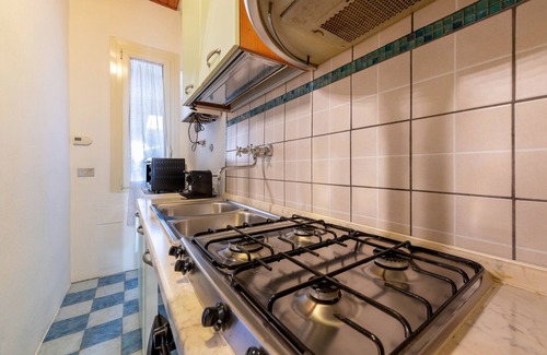 Pieve Vecchia Apartment | Apartment 'Casa Di Anita' with Shared Terrace