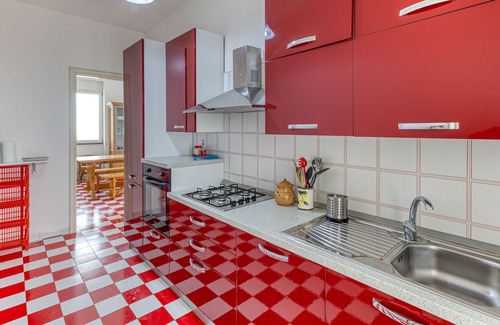 Marina di Andrano Apartment | Sea View Apartment 'Casa Vacanze Le Carrube' with Terrace