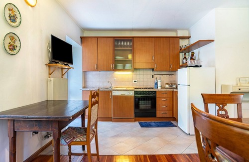 Celledizzo Apartment | Relaxing Apartment Casa Ai Laresi 1 with Mountain Views