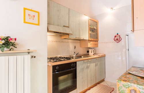 Cogolo Apartment | Relaxing Apartment "Casa Bamby - Cevedale" with Balcony & Garden