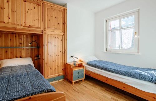 Campestrin Apartment | Family-Friendly Apartment Casa Bucci with Hot Tub Amenities