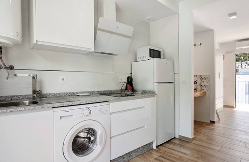 San Ambrosio Apartment | Scenic Apartment 'Casa de 10 - 4A' with Pool & Wi-Fi