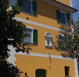 Sanda Apartment | Family-Friendly Apartment Casa del Poggio - 10/10 Rated Stay