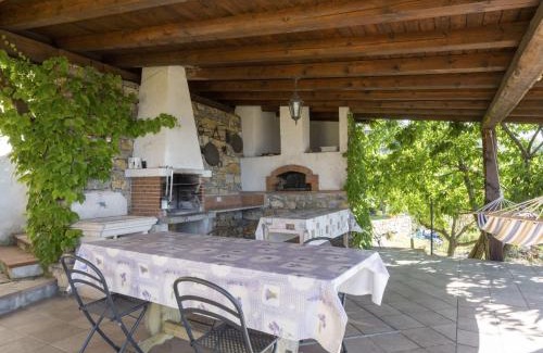 Cason della Guardia Apartment | Family-Friendly Stay at Apartment Casa della Mimosa