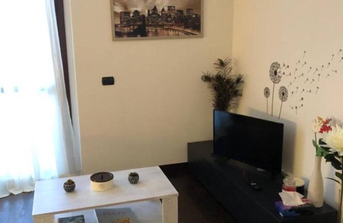 Sesto Calende Apartment | Apartment 'Casa Emagal' with Private Terrace, Balcony and Wi-Fi