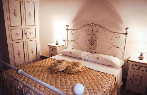 Corinaldo Other | Discover Apartment Casalantico - I GIRASOLI with Pool & Spa