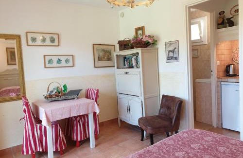 Calvi Resort | Oceanfront Apartment Le Home with Pool & Family-Friendly Vibes