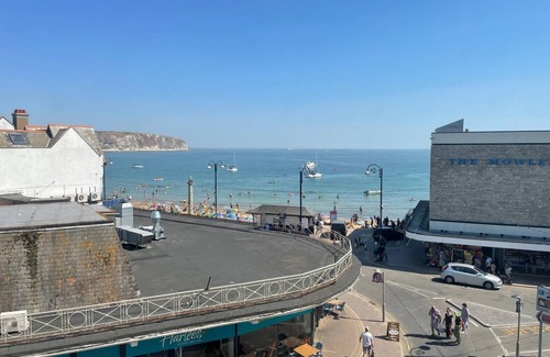 Swanage Apartment | Seaside Apartment in Swanage with Spectacular Views