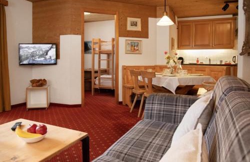 Grindelwald Apartment | Pet-Friendly Apartment Chalet Abendrot - 4-Star Accommodation